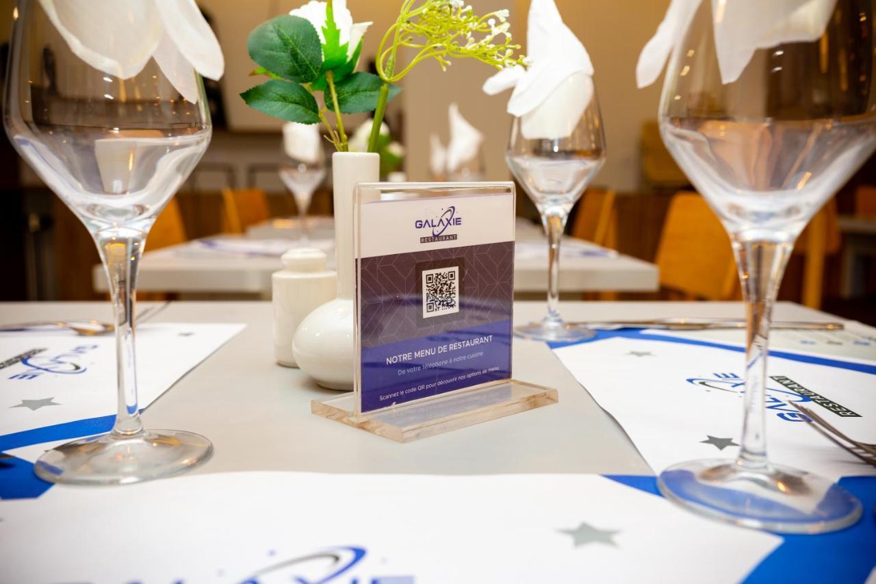 Silver Moon Hotel Абиджан Екстериор снимка